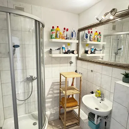 Monteur & Messezimmer Ratingen-duesseldorf Daire